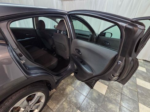 Used 2020 Honda HR-V LX image 14