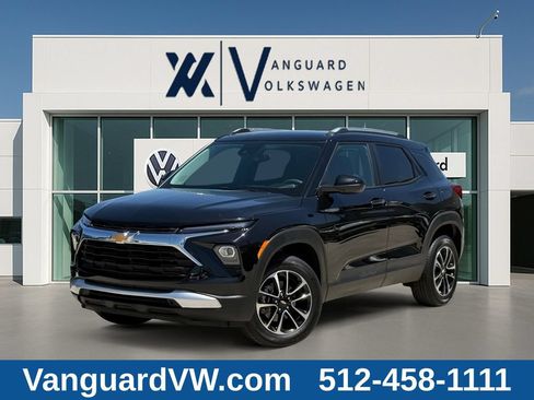 Used 2026 Chevrolet TrailBlazer LT AWD/4WD image 1