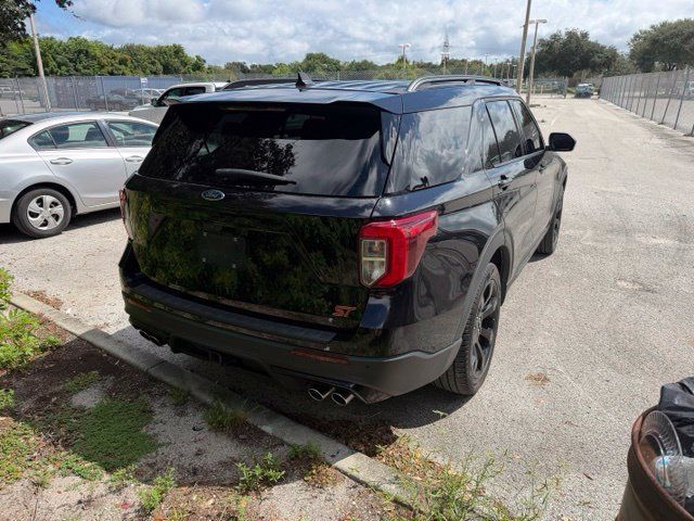 Used 2024 Ford Explorer ST w/ Equipment Group 401A AWD/4WD image 3