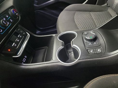 Used 2020 GMC Terrain SLE w/ Driver Convenience Package image 26