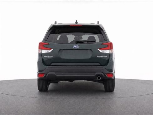 Used 2023 Subaru Forester Limited AWD/4WD image 7