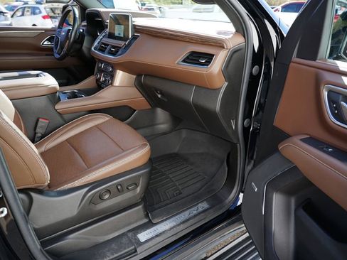 Used 2022 Chevrolet Tahoe High Country w/ Premium Package 2 image 30