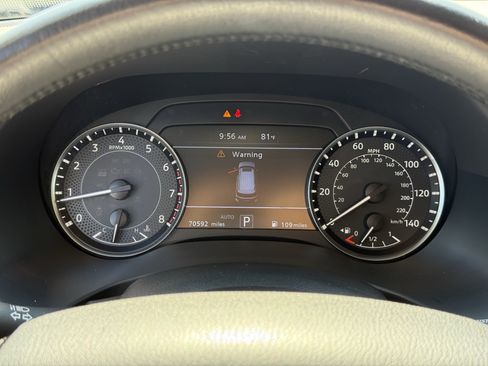 Used 2024 Nissan Armada SV AWD/4WD image 18