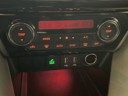 Used 2024 Mitsubishi Eclipse Cross SE image 19