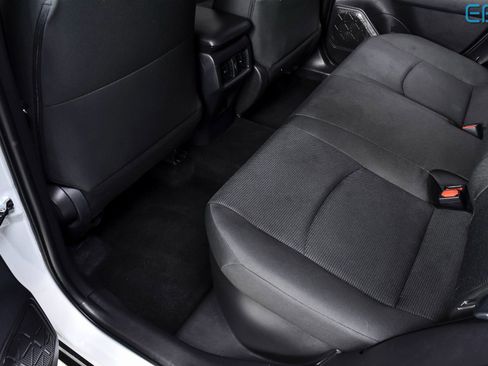 Used 2025 Toyota RAV4 LE image 21