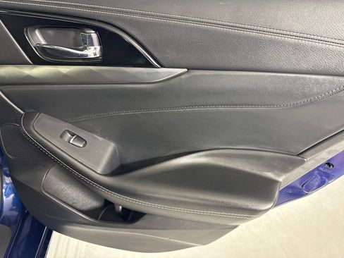 Used 2023 Nissan Maxima SV w/ Floor Mat Group FWD image 14