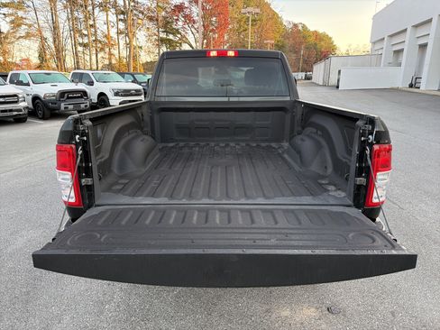 Used 2024 RAM 2500 Big Horn w/ Bed Utility Group image 19