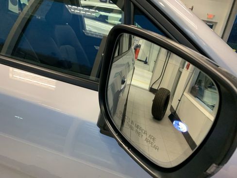 New 2026 Subaru Outback Premium image 25