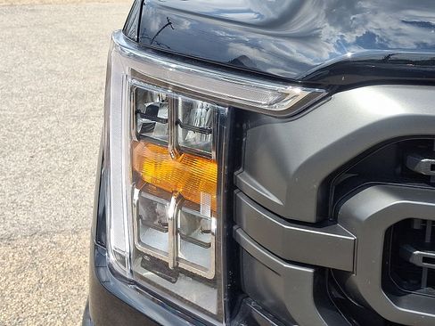 Used 2022 Ford F150 XLT w/ Equipment Group 302A High AWD/4WD image 9