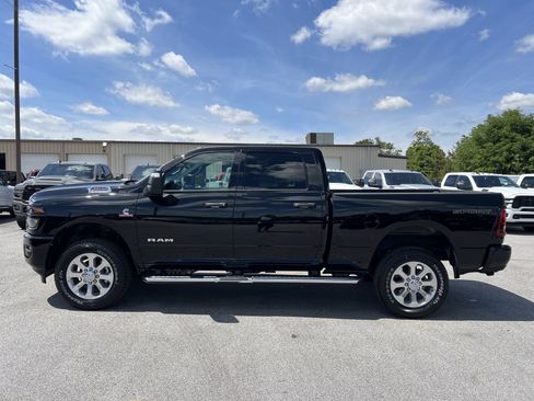 New 2026 RAM 2500 Big Horn AWD/4WD image 8