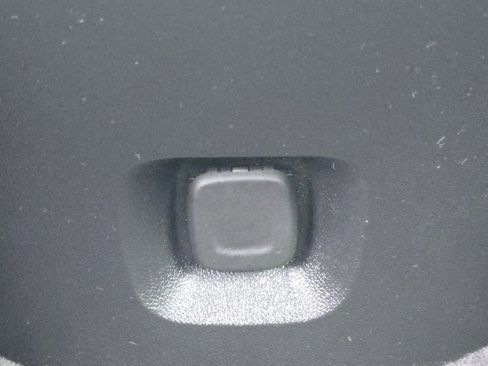 Certified 2021 Chevrolet Malibu RS image 17