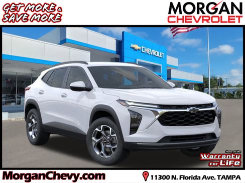 New 2026 Chevrolet Trax LT image 1