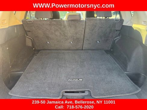 Used 2024 Nissan Rogue SV FWD image 22
