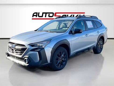 Used 2024 Subaru Outback Onyx Edition image 3