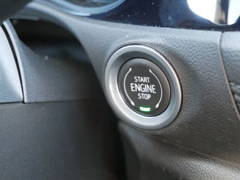 Used 2021 Buick Encore GX Select image 25