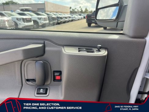 New 2026 GMC Savana 2500 w/ Driver Convenience Package RWD image 17