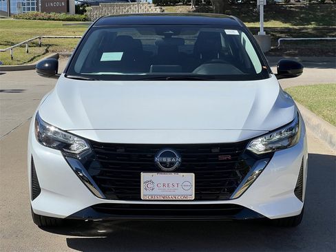 New 2025 Nissan Sentra SR image 7