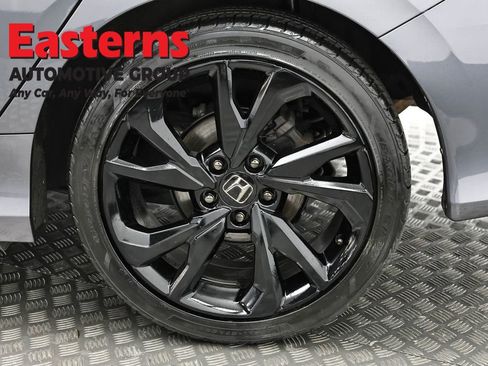 Used 2019 Honda Civic Sport image 32