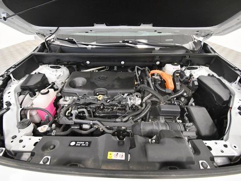 Used 2024 Toyota RAV4 XLE image 12