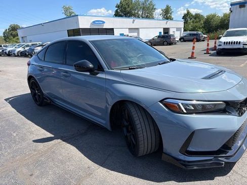 Used 2025 Honda Civic Type R image 2