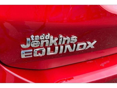 Used 2023 Chevrolet Equinox LT AWD/4WD image 32