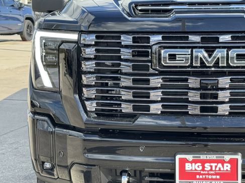 New 2026 GMC Sierra 2500 Denali Ultimate image 6