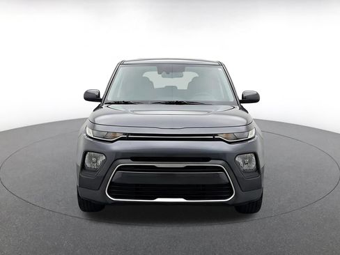 Used 2025 Kia Soul LX w/ LX Technology Package FWD image 2