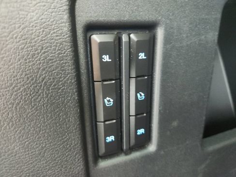 Used 2024 Ford Expedition Max XLT AWD/4WD image 53