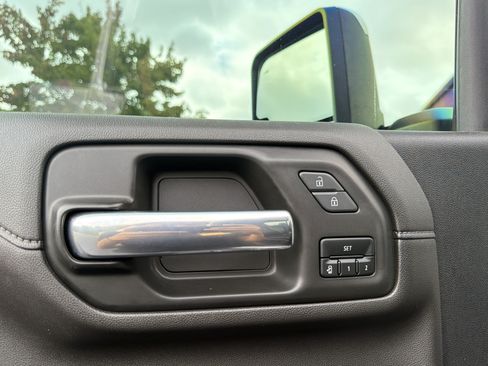 Used 2022 Chevrolet Silverado 3500 High Country w/ Z71 Off-Road Package AWD/4WD image 27