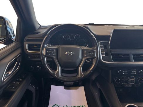 Used 2021 Chevrolet Suburban RST w/ Luxury Package image 13