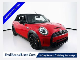 Used 2023 MINI Cooper S w/ Driver Assistance Package video 1