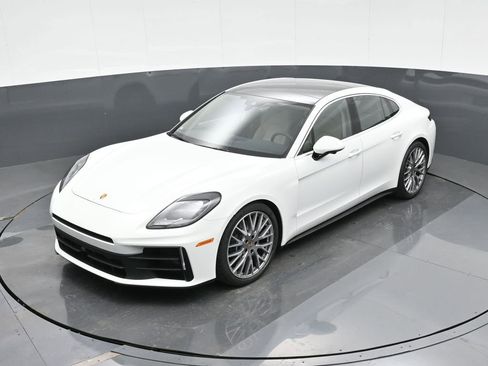 New 2026 Porsche Panamera RWD image 26