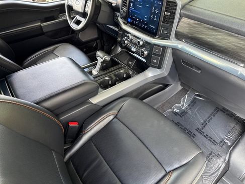 Used 2025 Ford F150 Lariat AWD/4WD image 14
