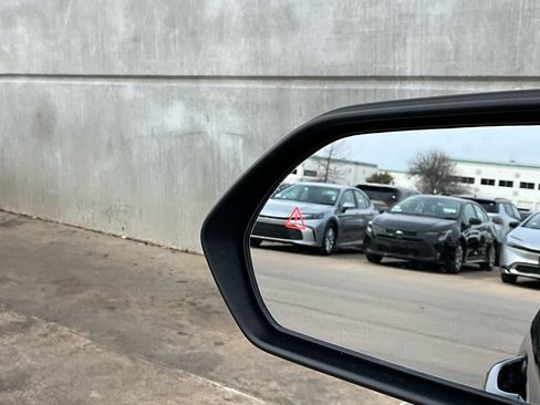 Used 2025 Kia K4 LXS image 19