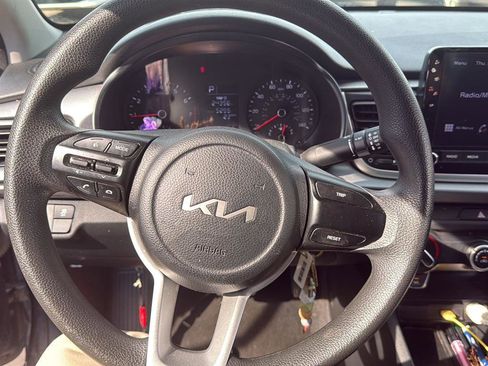 Used 2023 Kia Rio LX FWD image 3