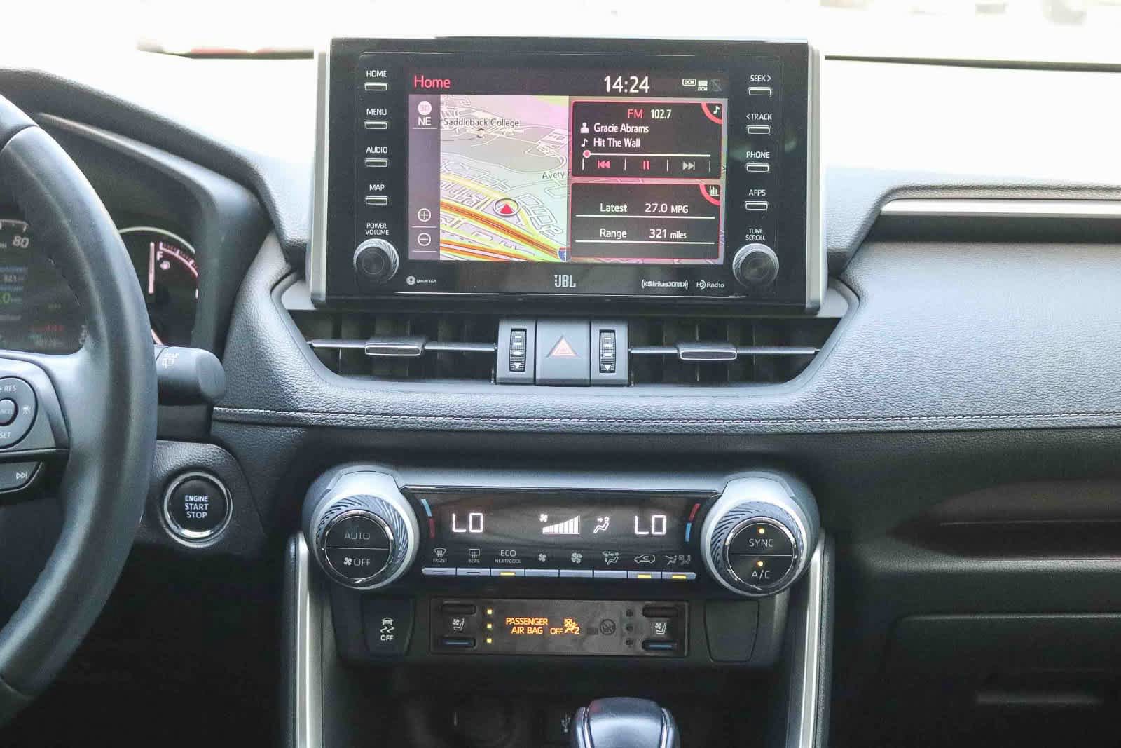 Used 2020 Toyota RAV4 Limited FWD image 12