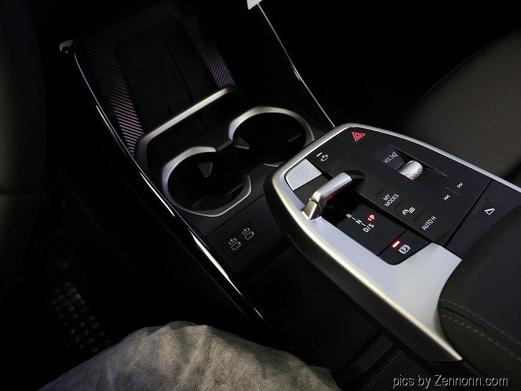 New 2027 BMW X1 xDrive28i AWD/4WD image 26