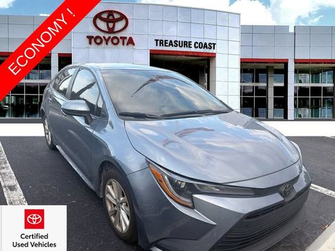 Used 2025 Toyota Corolla LE w/ LE Premium Package FWD image 1