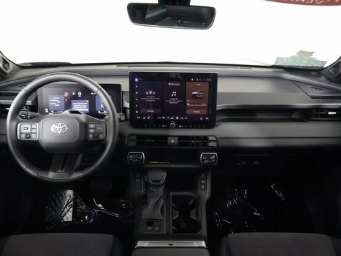 Used 2026 Toyota RAV4 XSE w/ Weather Package AWD/4WD image 8