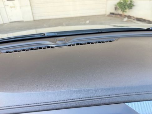 Used 2025 Buick Encore GX Preferred image 17