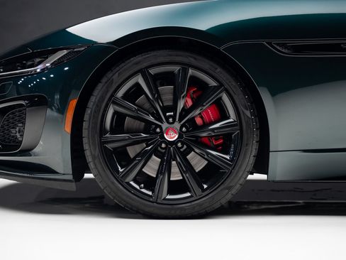 Used 2021 Jaguar F-TYPE R AWD/4WD image 23