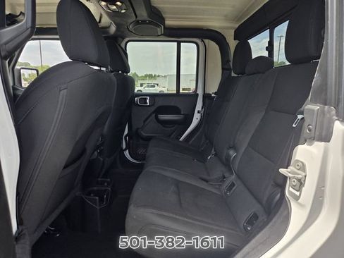 Used 2020 Jeep Gladiator Sport w/ Quick Order Package 24S AWD/4WD image 12
