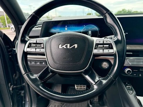 Used 2023 Kia Telluride SX FWD image 18