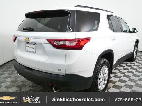 Used 2019 Chevrolet Traverse LT FWD image 3