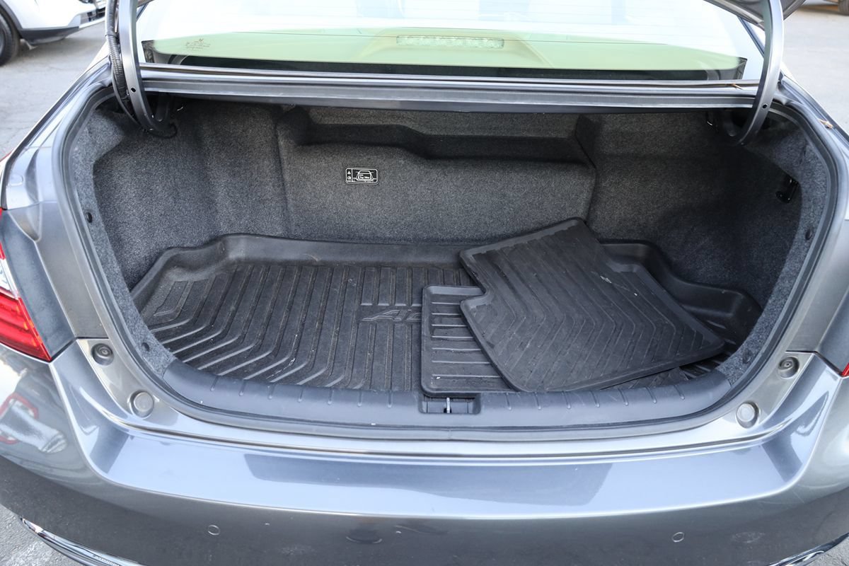 Used 2017 Honda Accord Touring image 13