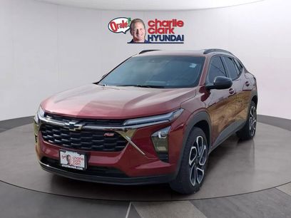 Used 2025 Chevrolet Trax RS w/ Sunroof Package