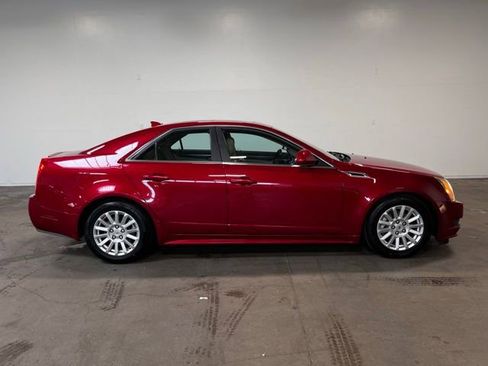 Used 2013 Cadillac CTS Luxury RWD image 2