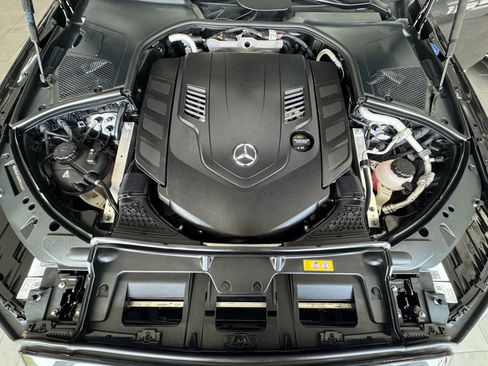 Used 2022 Mercedes-Benz S 580 4MATIC Sedan image 42