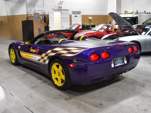 Used 1998 Chevrolet Corvette Convertible w/ Memory Pkg image 26