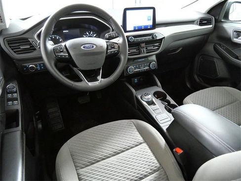 Certified 2022 Ford Escape SE w/ Convenience Package image 4